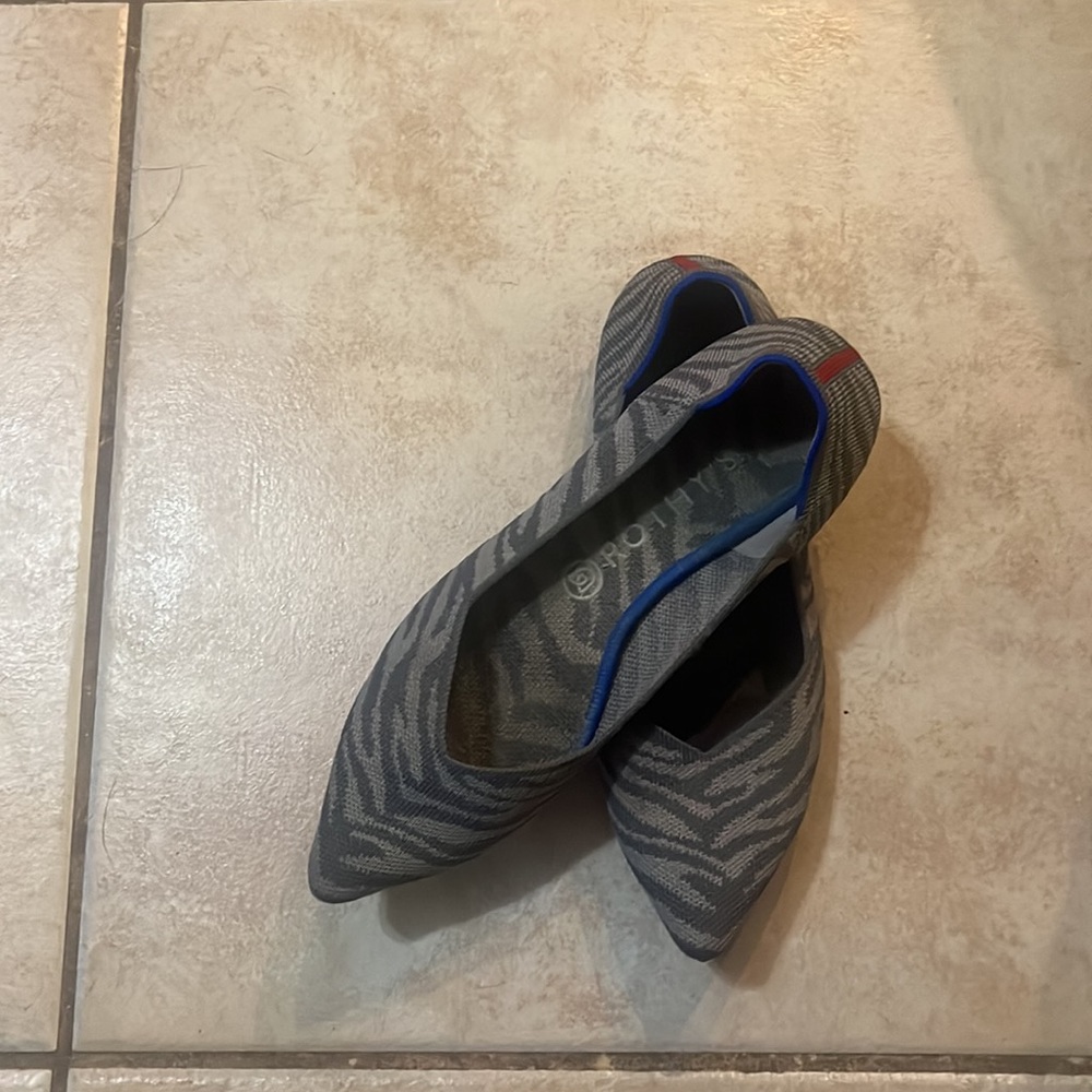 Rothys Zebra Gray Size 9.5 Flat Pointed Woman’s S… - image 5